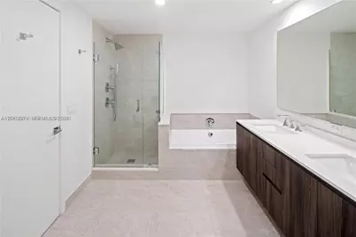 488 NE 18th St #3900, Miami, FL 33132 - Photo 15