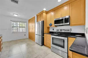 5520 NW 49th Ave, Coconut Creek, FL 33073 - Photo 9