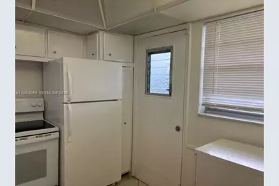 2815 NE 201st Ter #L219, Aventura, FL 33180 - Photo 3