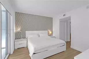 1300 Brickell Bay Dr, Miami, FL 33131 - Photo 13