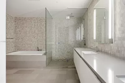 88 SW 7th St #2307, Miami, FL 33130 - Photo 43