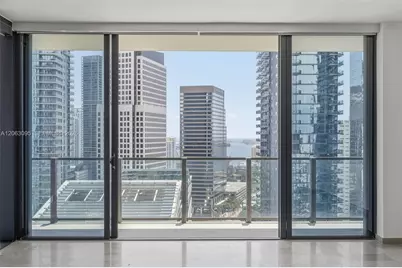 88 SW 7th St #2307, Miami, FL 33130 - Photo 31