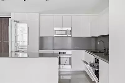 88 SW 7th St #2307, Miami, FL 33130 - Photo 37