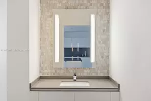 88 SW 7th St, Miami, FL 33130 - Photo 27