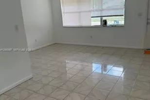 27902 SW 129th Ct, Homestead, FL 33032 - Photo 9