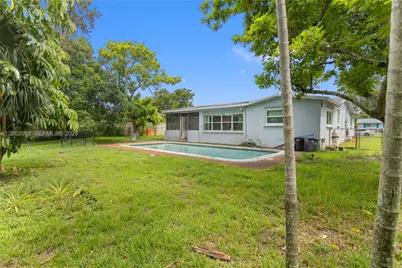 4857 NW 8th Ct, Plantation, FL 33317 - Photo 25