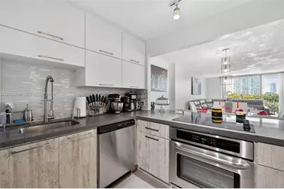 2851 NE 183rd St #605E, Aventura, FL 33160 - Photo 3