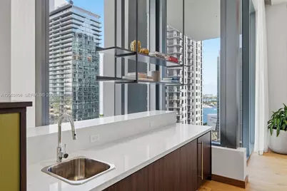 11 NE 6 Street #709, Miami, FL 33132 - Photo 51