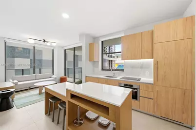 11 NE 6 Street #709, Miami, FL 33132 - Photo 1