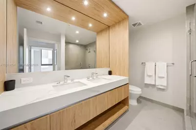 11 NE 6 Street #709, Miami, FL 33132 - Photo 13