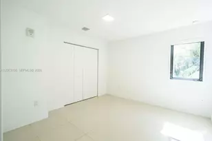 1971 Bay Dr, Miami Beach, FL 33141 - Photo 3