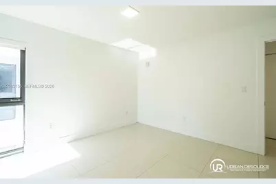 1971 Bay Dr #124, Miami Beach, FL 33141 - Photo 15