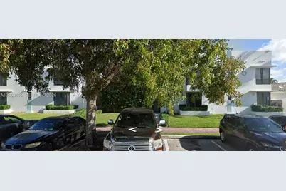1971 Bay Dr #124, Miami Beach, FL 33141 - Photo 1