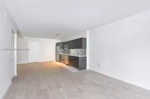 31 SE 6th St, Miami, FL 33131 - Photo 3