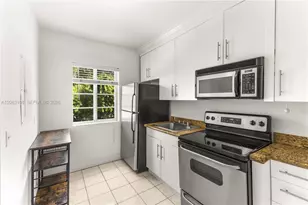 1241 14th St, Miami Beach, FL 33139 - Photo 7