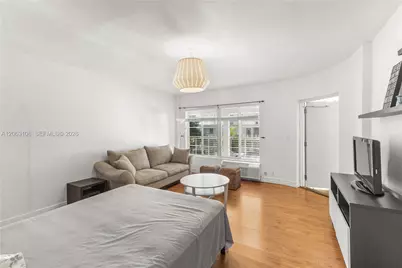 1241 14th St #9, Miami Beach, FL 33139 - Photo 1
