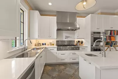 685 Harbor Ln, Key Biscayne, FL 33149 - Photo 21