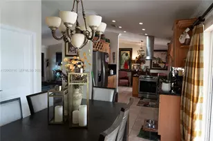 17992 SW 152nd Ct, Miami, FL 33187 - Photo 11