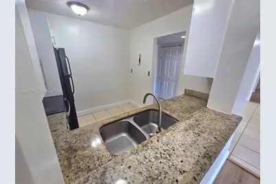 482 NW 165th St Rd #A306, Miami, FL 33169 - Photo 3