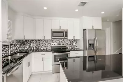 26181 SW 135th Ct, Homestead, FL 33032 - Photo 11
