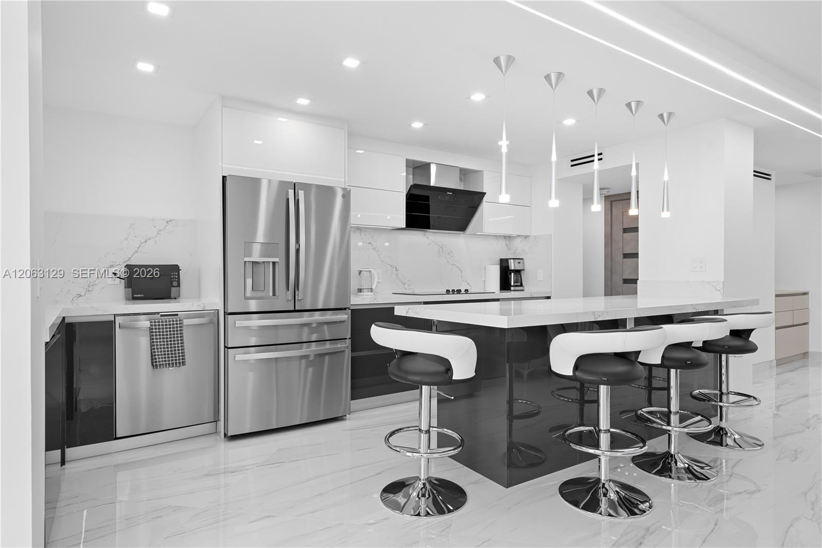250 174th St #1803 - 250 174th St #1803, Sunny Isles Beach, FL 33160 Luxury Property | Jose Angel Pina