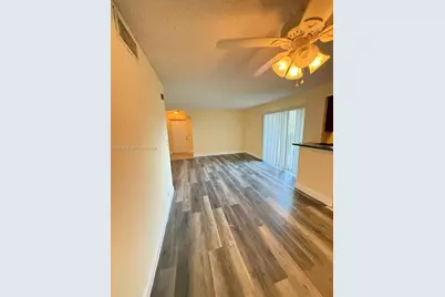 7650 Westwood Dr #509, Tamarac, FL 33321 - Photo 3