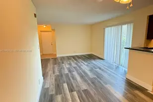 7650 Westwood Dr, Tamarac, FL 33321 - Photo 3