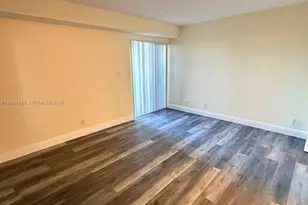 7650 Westwood Dr, Tamarac, FL 33321 - Photo 9