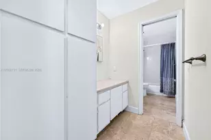 3037 NE 13th Ave, Oakland Park, FL 33334 - Photo 11
