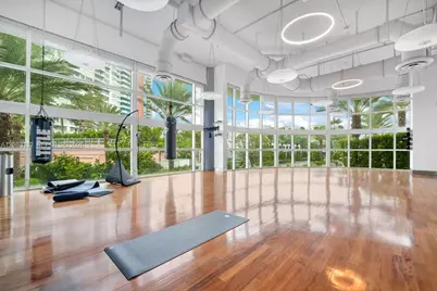 100 S Pointe Dr #3906, Miami Beach, FL 33139 - Photo 27