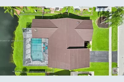 9272 NW 18th St, Plantation, FL 33322 - Photo 5