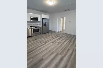 729 Meridian Av #8, Miami Beach, FL 33139 - Photo 5