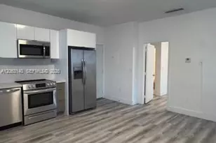 729 Meridian Ave, Miami Beach, FL 33139 - Photo 5