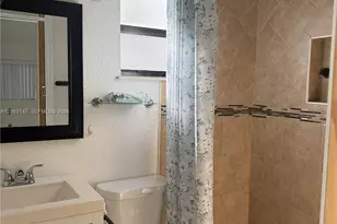 3500 SW 87th Pl, Miami, FL 33165 - Photo 3