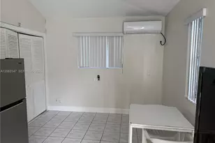3500 SW 87th Pl, Miami, FL 33165 - Photo 1