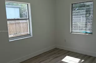 250 NW 191st St, Miami Gardens, FL 33169 - Photo 17