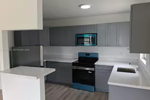 250 NW 191st St, Miami Gardens, FL 33169 - Photo 9