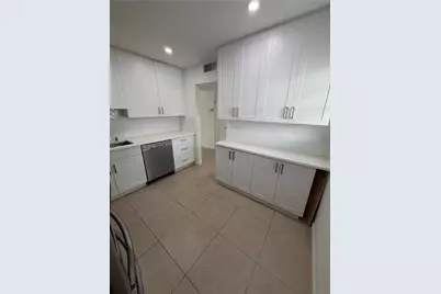 873 NE 195th St #107, Miami, FL 33179 - Photo 3