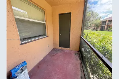 721 NW 104th Ave #101, Pembroke Pines, FL 33026 - Photo 23