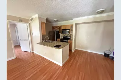 721 NW 104th Ave #101, Pembroke Pines, FL 33026 - Photo 3