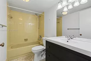 414 SE 10th St, Dania Beach, FL 33004 - Photo 21