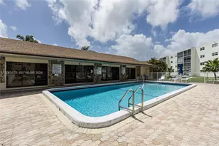 414 SE 10th St, Dania Beach, FL 33004 - Photo 25