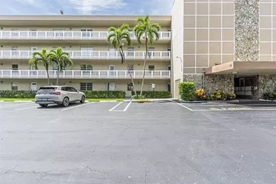 414 SE 10th St #103, Dania Beach, FL 33004 - Photo 23