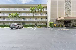 414 SE 10th St, Dania Beach, FL 33004 - Photo 23