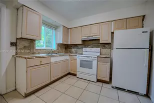 715 N 58th Ave, Hollywood, FL 33021 - Photo 9