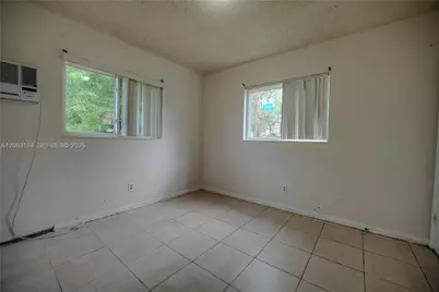 715 N 58th Ave #1, Hollywood, FL 33021 - Photo 11