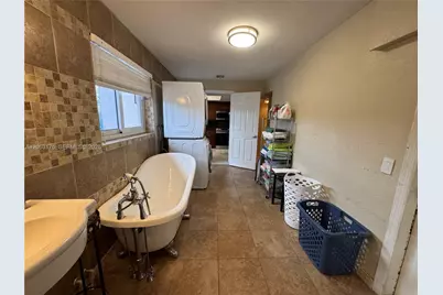 1660 NE 25th Ave, Pompano Beach, FL 33062 - Photo 31