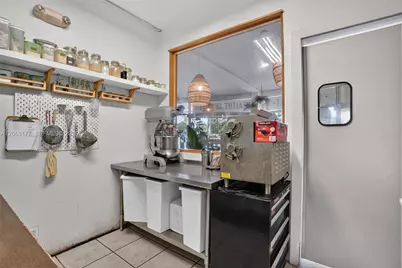 Profitable Restaurant in East Fort Lauderdale, Florida City, FL 33306 - Photo 19