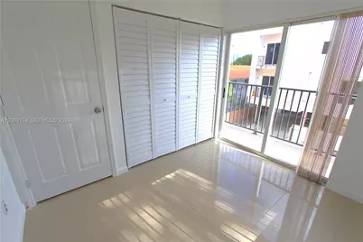 909 SW 15 Av #4, Miami, FL 33135 - Photo 15