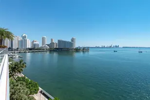 1155 Brickell Bay Dr, Miami, FL 33131 - Photo 27